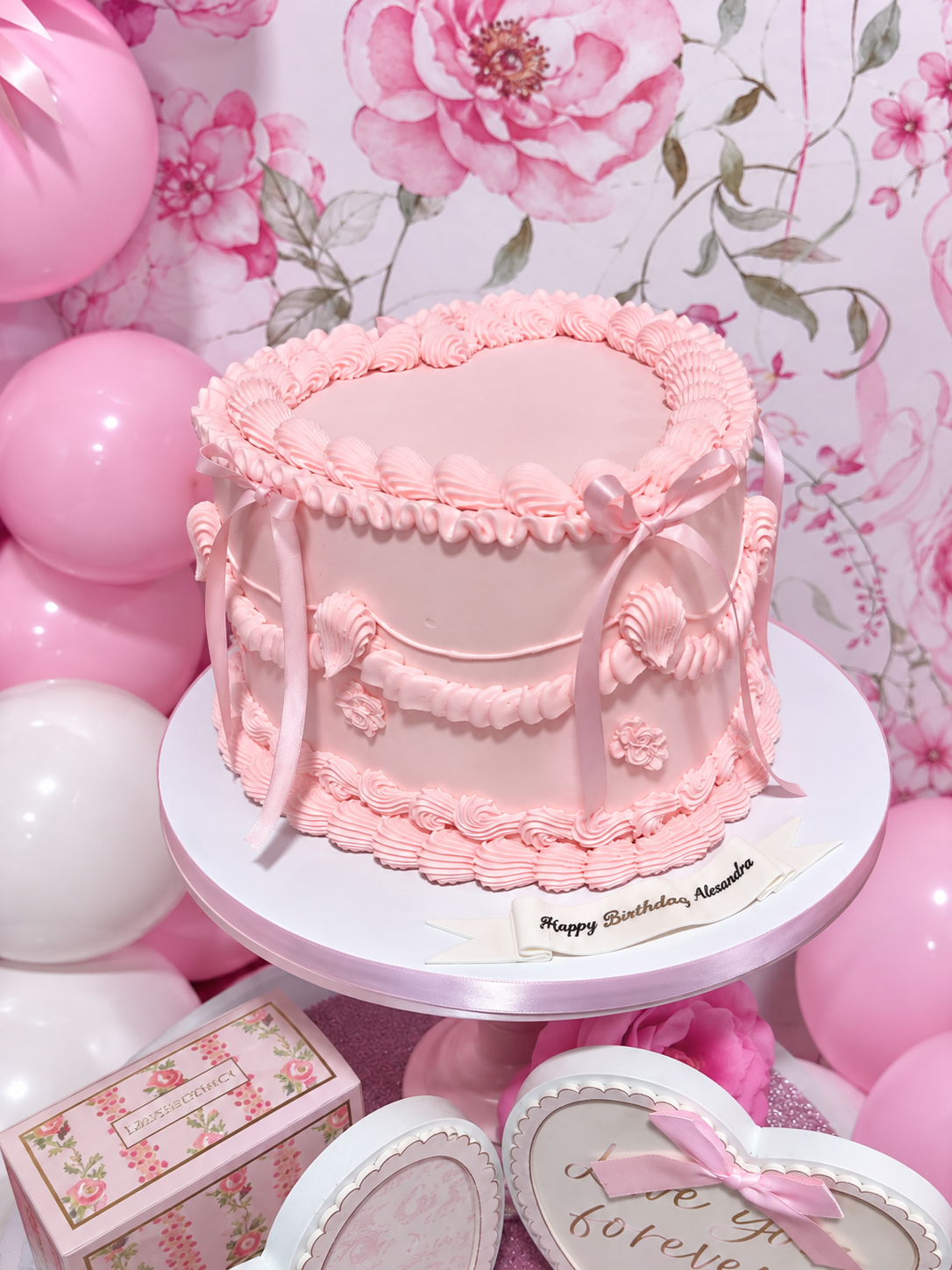 Either cake or cupcakes included with package