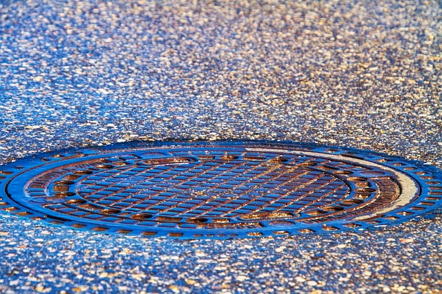 road, manhole cover, gulli, lid, cover, wastewater, drain, sewage system, structure, metal plate, manhole cover, wastewater, wastewater, drain, drain, drain, drain, drain
