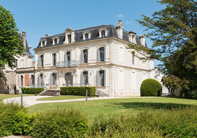 Magnificent château seen from afar Hotel Chais Monnet & Spa Cognac