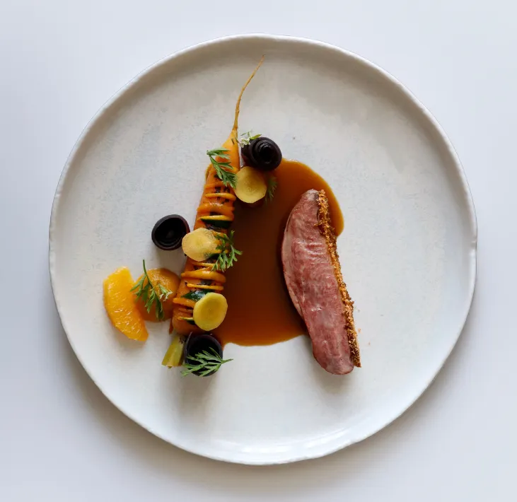 Ensemble d'assiette gastronomique Hôtel Chais Monnet & Spa Cognac