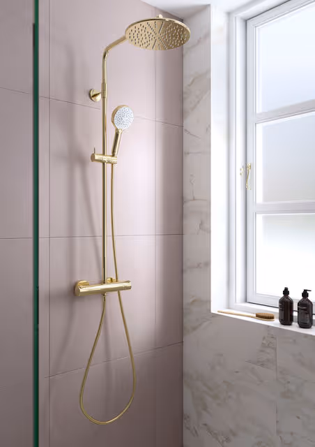 Damixa silhouet brusesystem. Inkl. termostat, hovedbruser og håndbruser Varenummer: 722158885