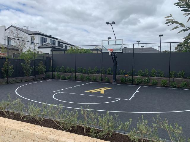 Lares Homes Display (SA)