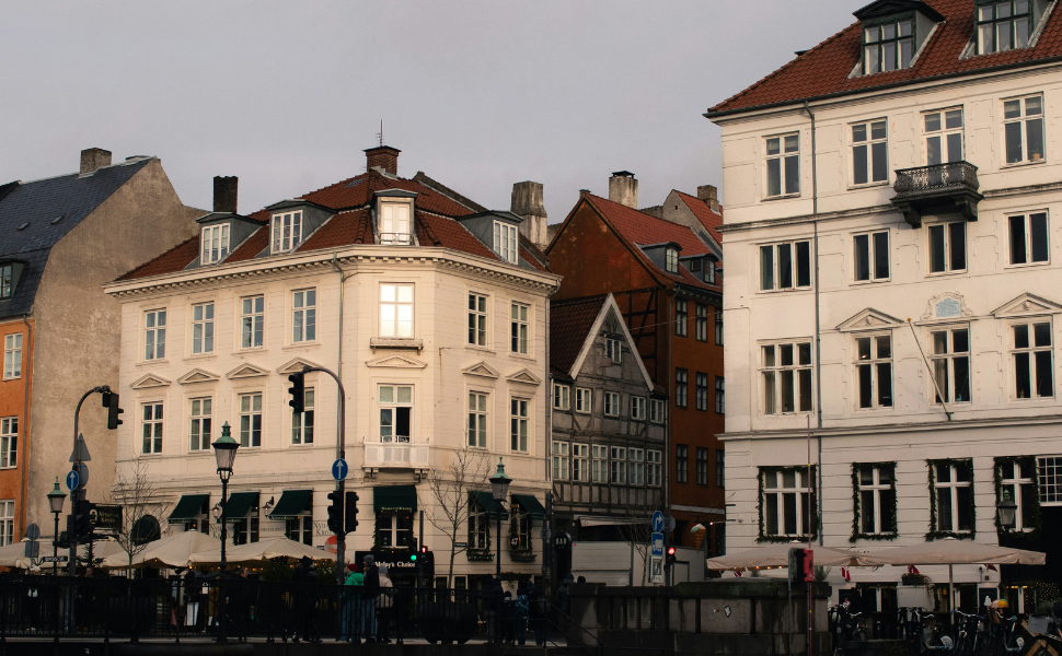 Vi öppnar ny NP-mottagning i Köpenhamn – för att fler svenskar ska få sin utredning i tid