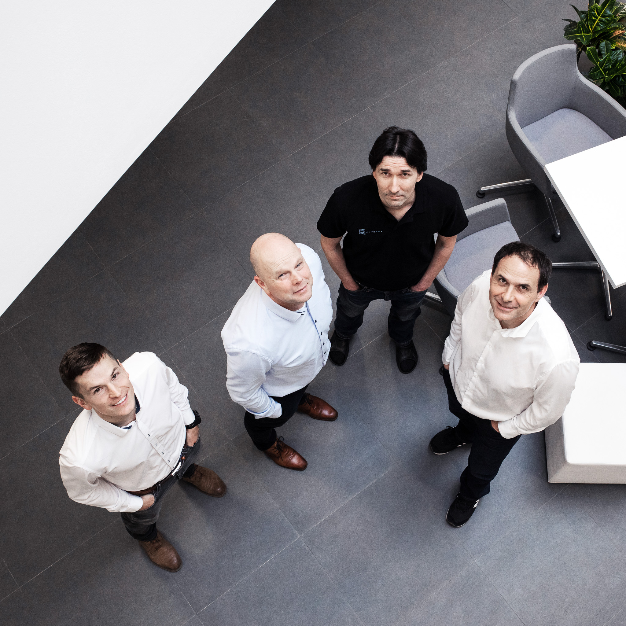 E15 o nás napsalo. Přečtěte si, jak energetická krize nakopla FLOWBOX a jak jsme se stali technologickým partnerem amerického giganta Eaton.