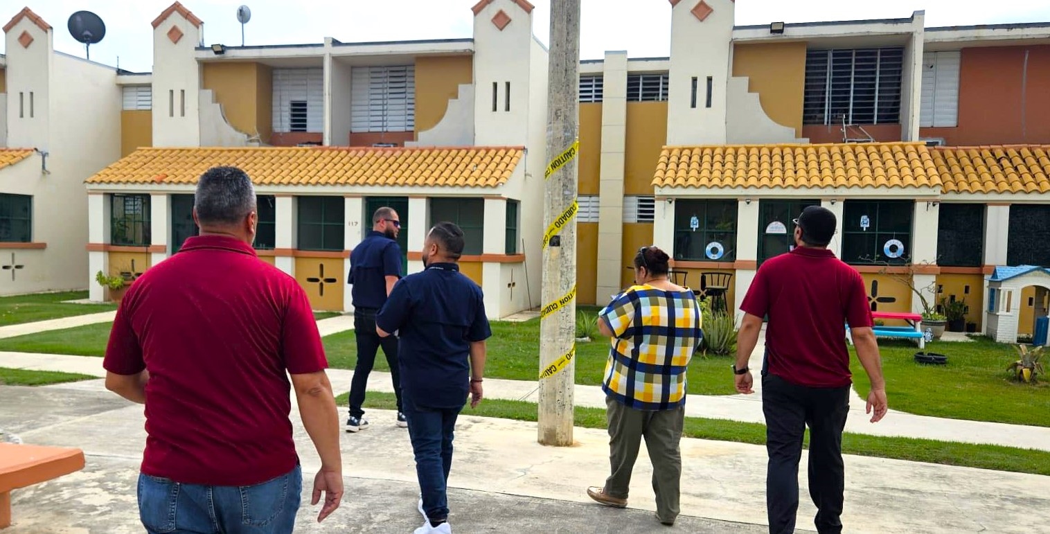 Administrador de AVP Visita Dos Proyectos de Mayagüez Foto 6