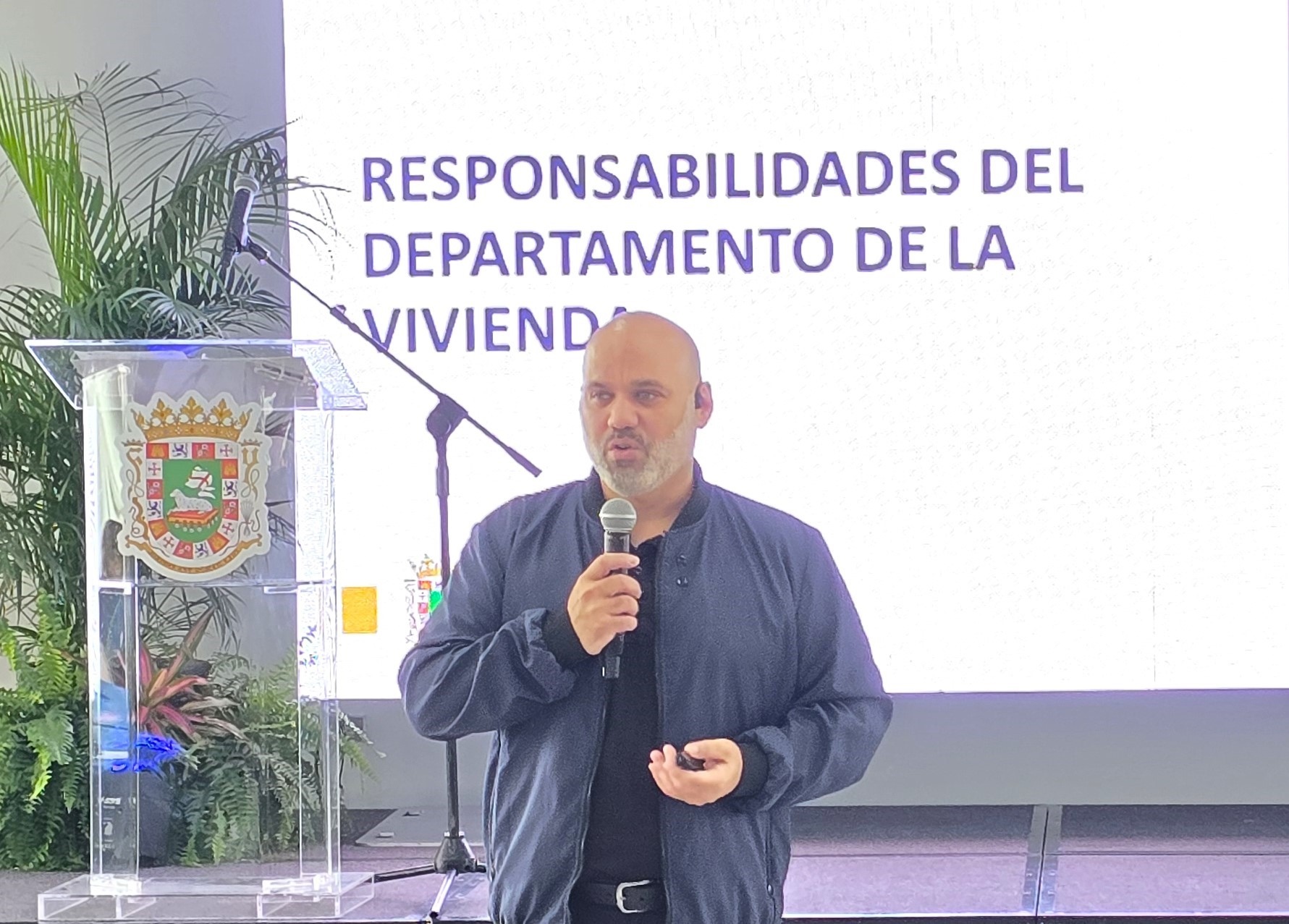 Departamento de la Vivienda y su Administración de Vivienda Pública, Auspician Adiestramiento de Manejo de Emergencias Foto 14