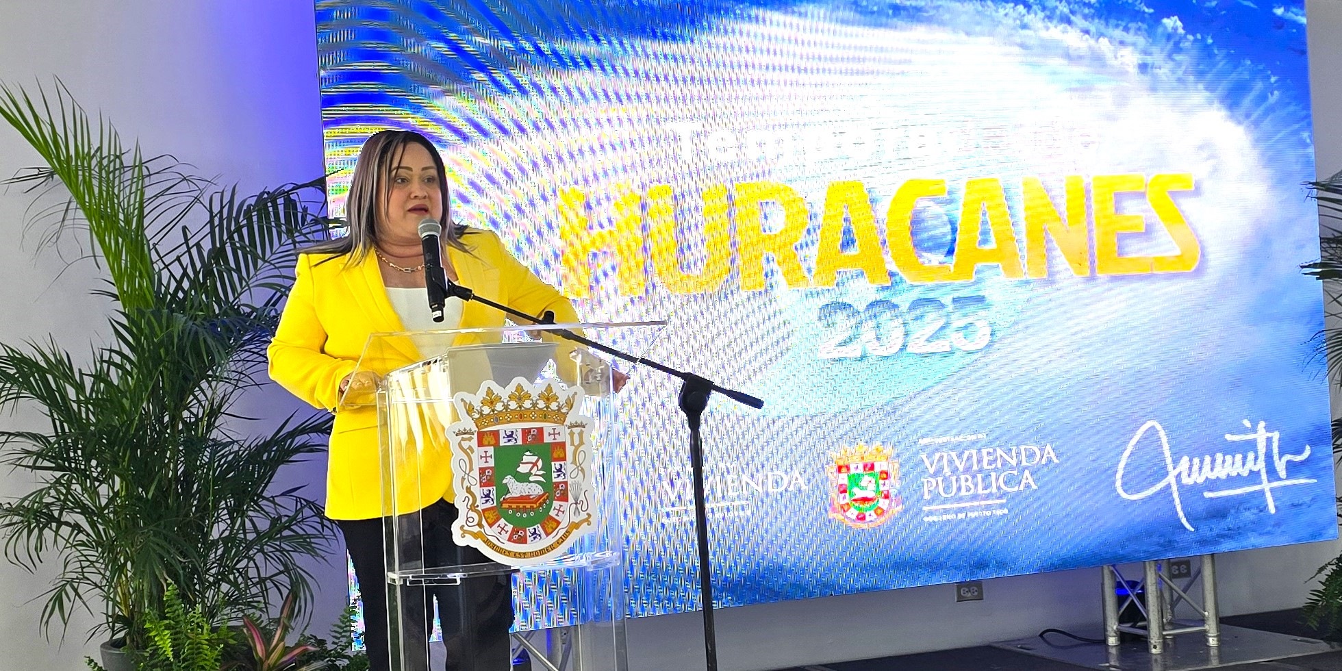 Departamento de la Vivienda y su Administración de Vivienda Pública, Auspician Adiestramiento de Manejo de Emergencias Foto 10