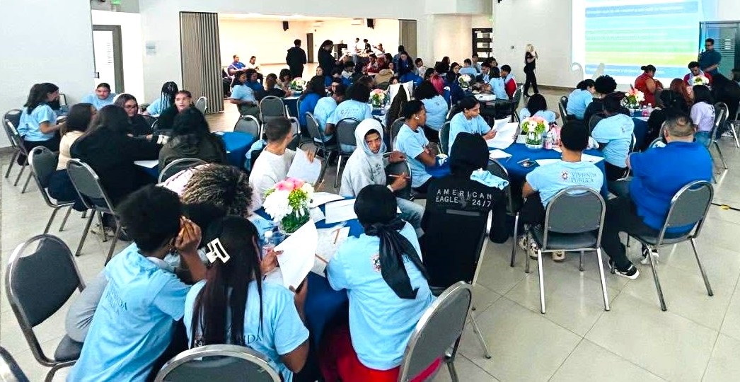 Son Adiestrados en Diversas Tareas Jóvenes del Área 5 de AVP Foto 3