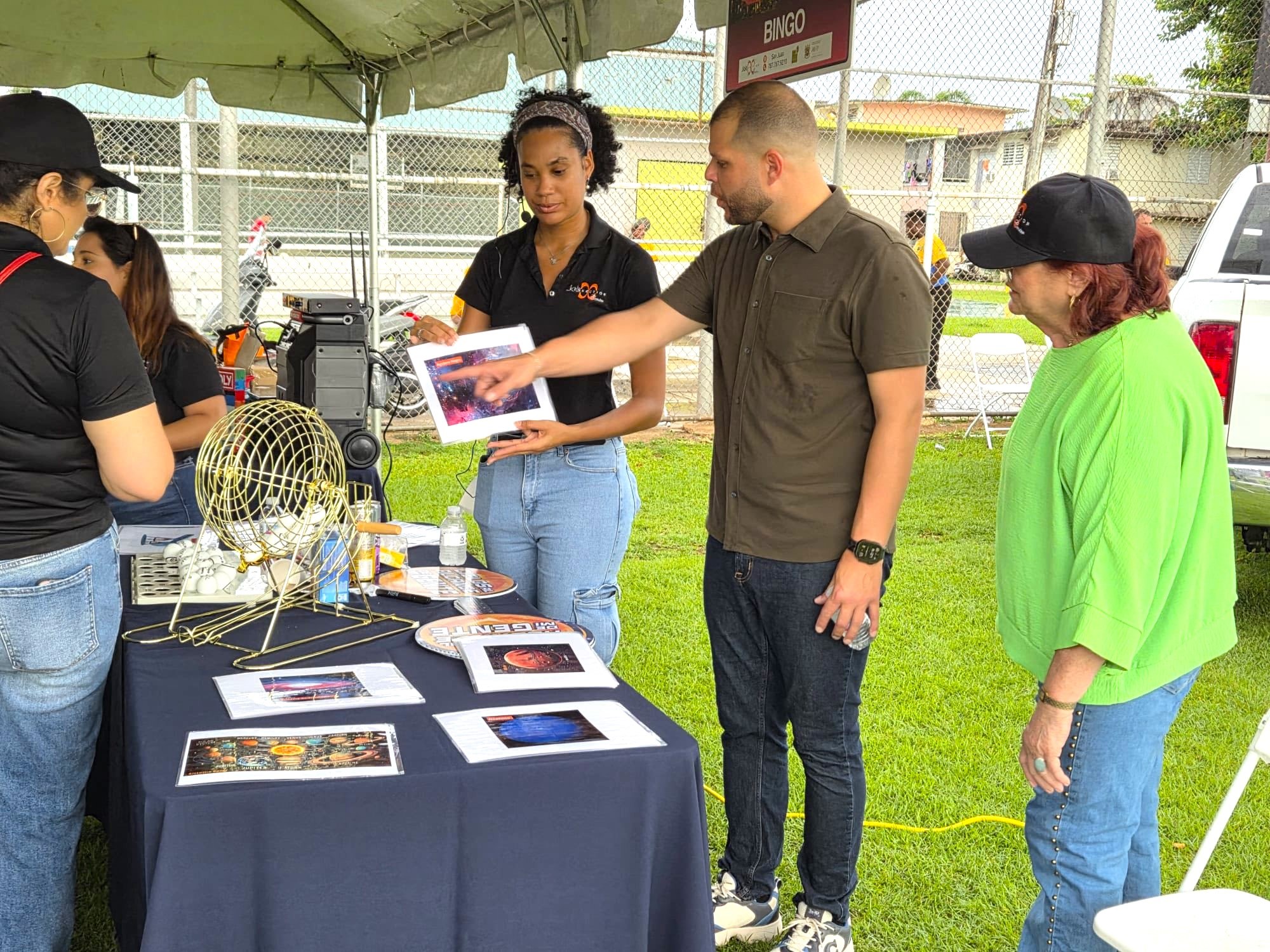 Actividad Comunitaria en Vista Hermosa - Foto 1