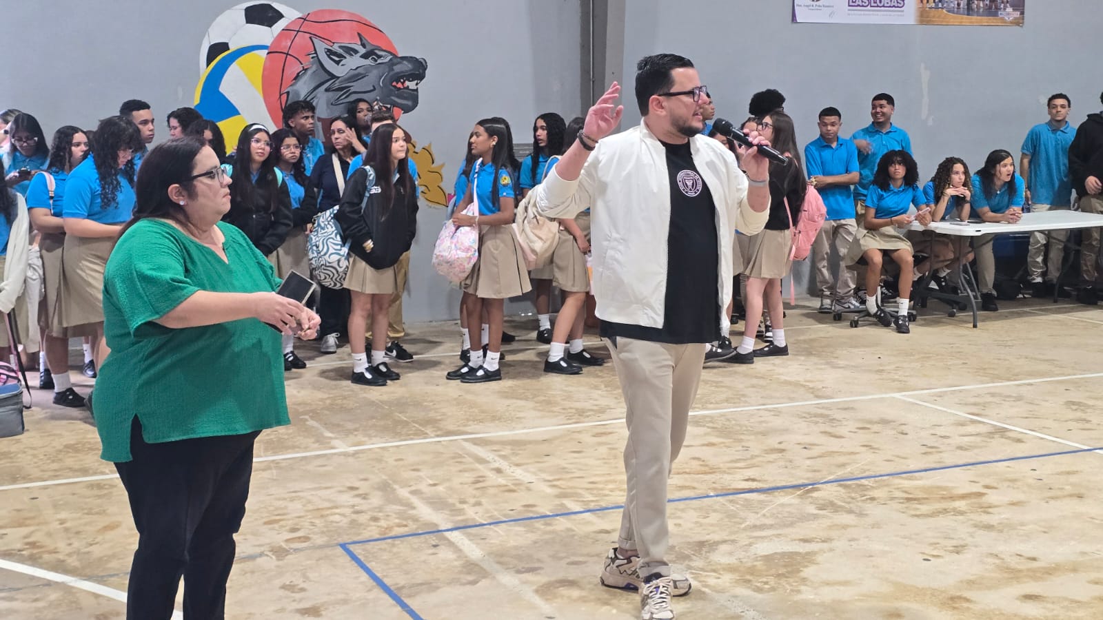 Vivienda y AVP Reciben Estudiantes en su Primer Día de Clases - Foto 8