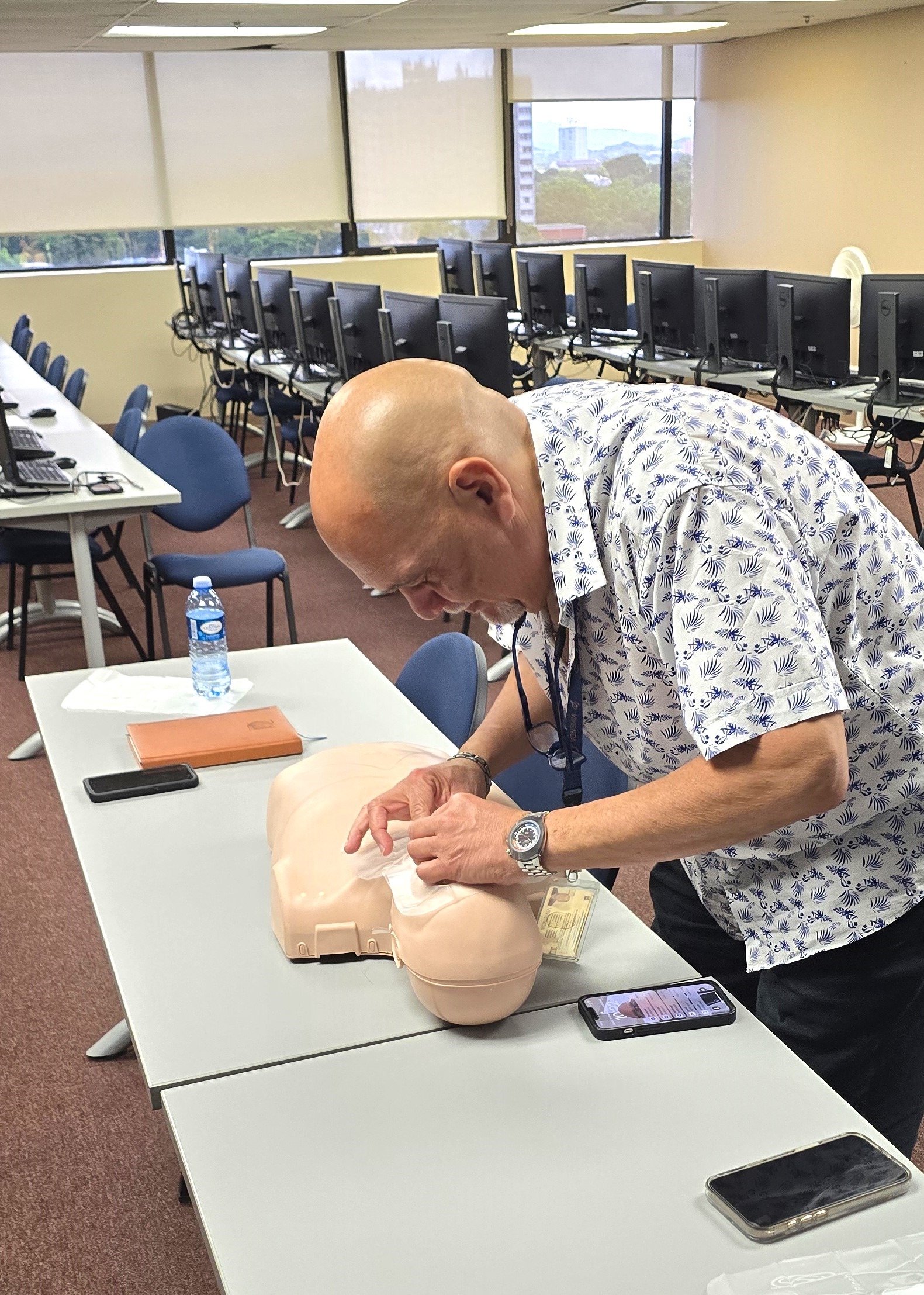 Reciben Adiestramiento en CPR Coordinadores - Foto 8