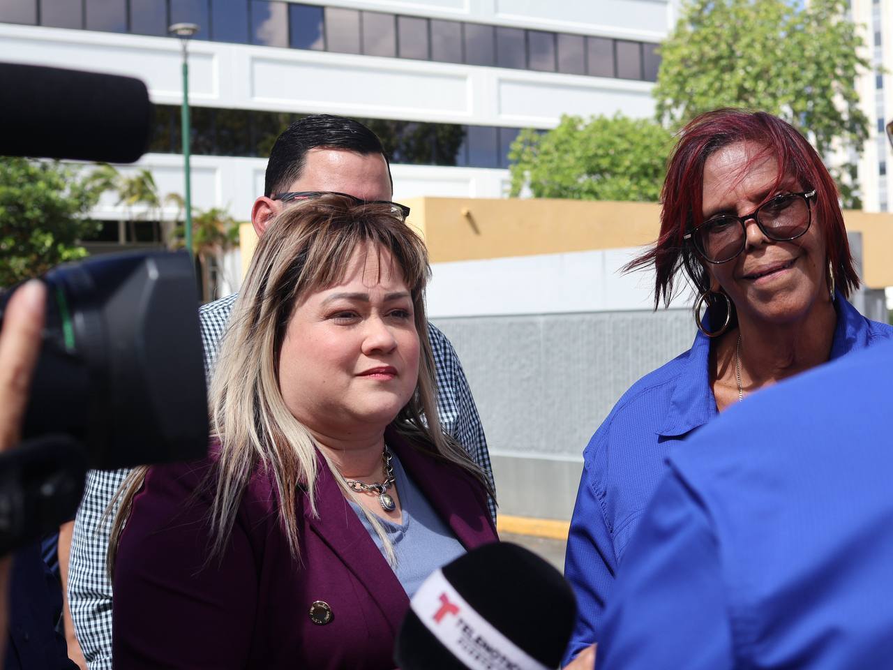 Se Solidarizan con Reclamo de Empleados Unionados - Foto 5