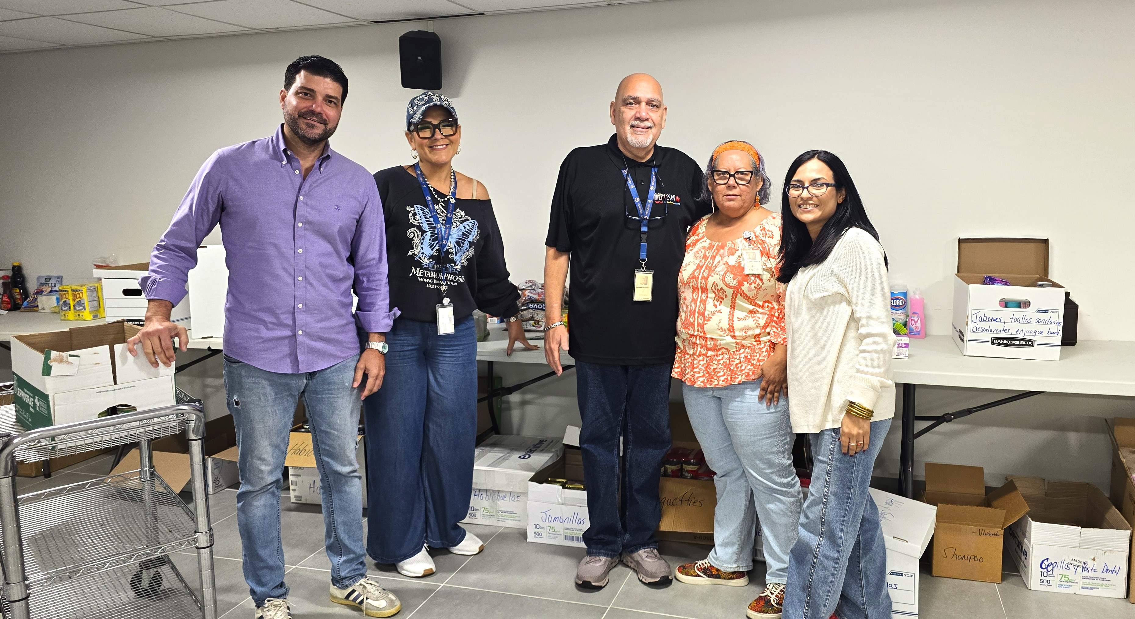 Departamento de la Vivienda Se Une a Esfuerzos de Ayuda a Jamaica - Foto 5