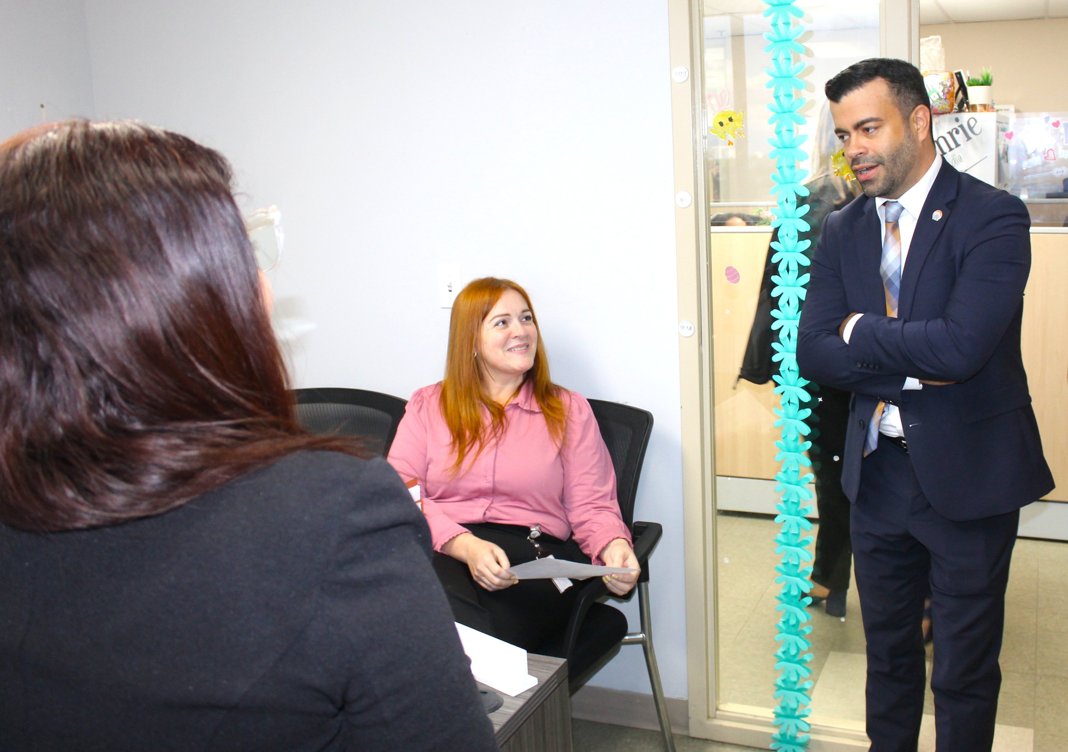 Secretario Interino de Vivienda Inicia Trabajos - Foto 18