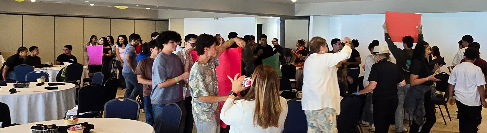 Vivienda Ofrece Actividad de Cierre a Jóvenes de Empleo de Verano 2026 - Foto 10