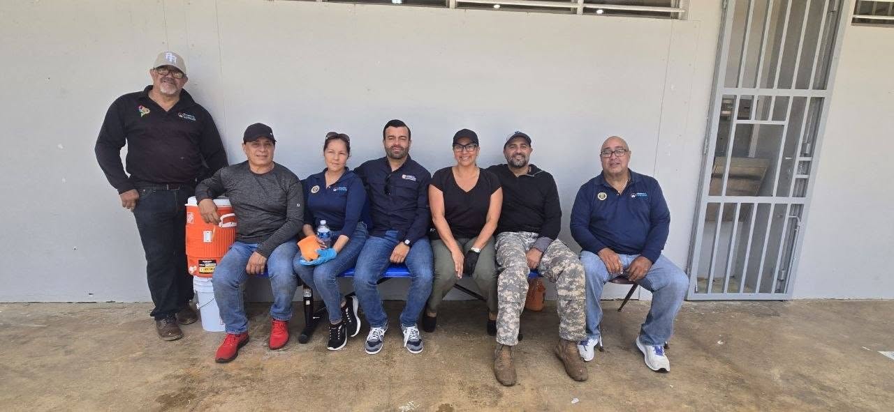 Regresa a Su Escuela Para Ayudar en la Limpieza Antes del Inicio de Clases - Foto 2