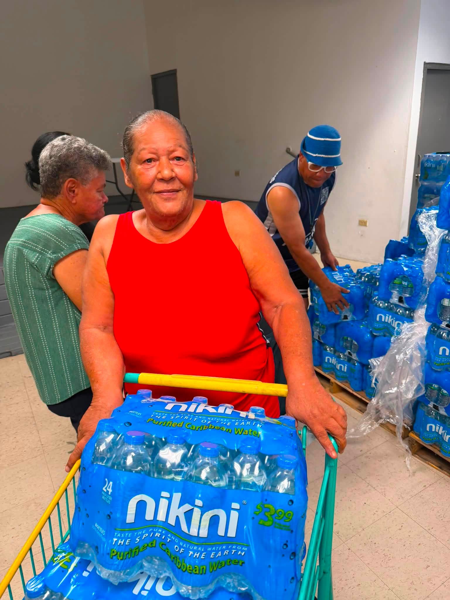 Unidos a Residentes Afectados por Falta de Agua - Foto 4