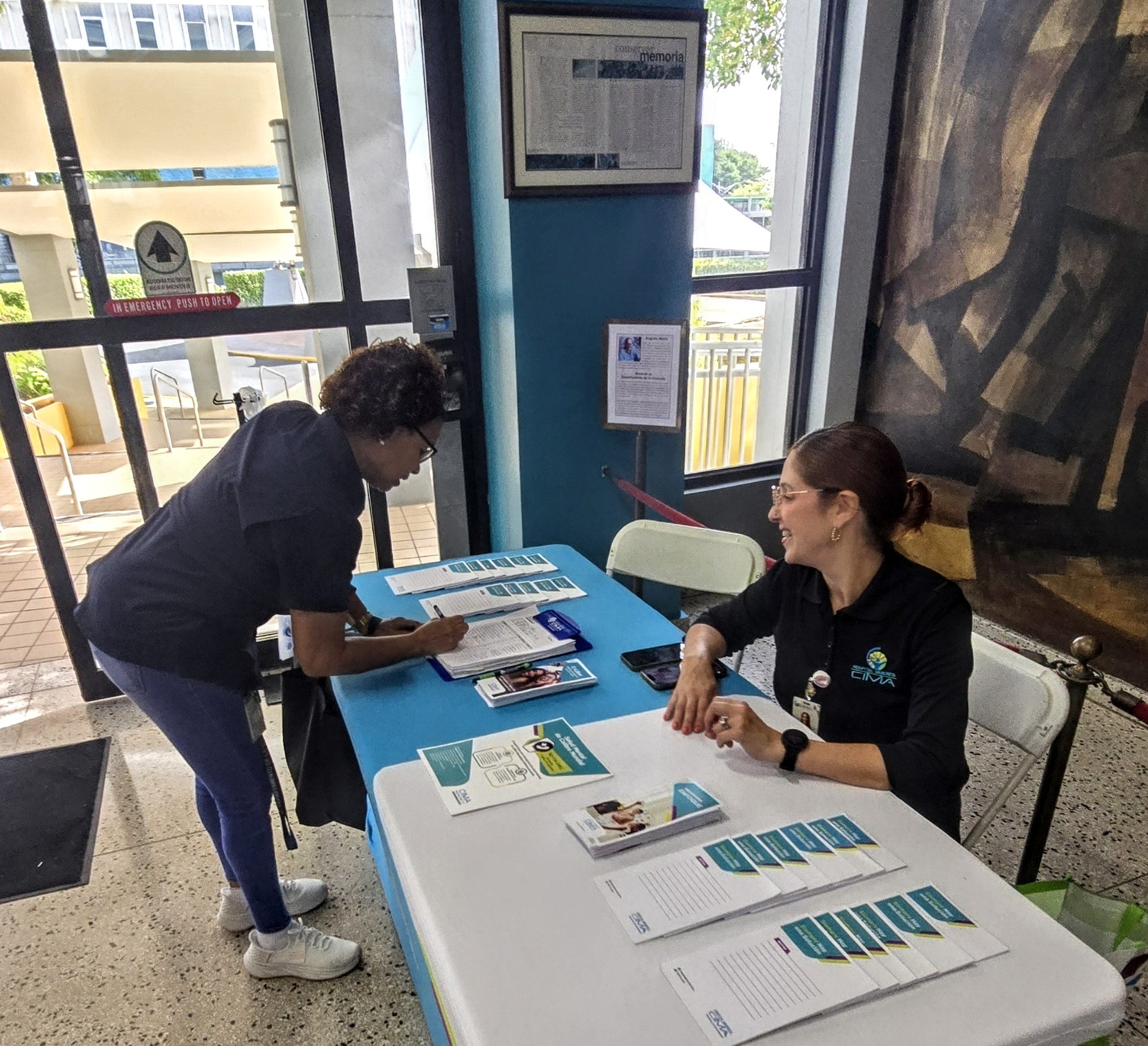 Vivienda Se Une a Campaña de Prevención del Suicidio - Foto 6