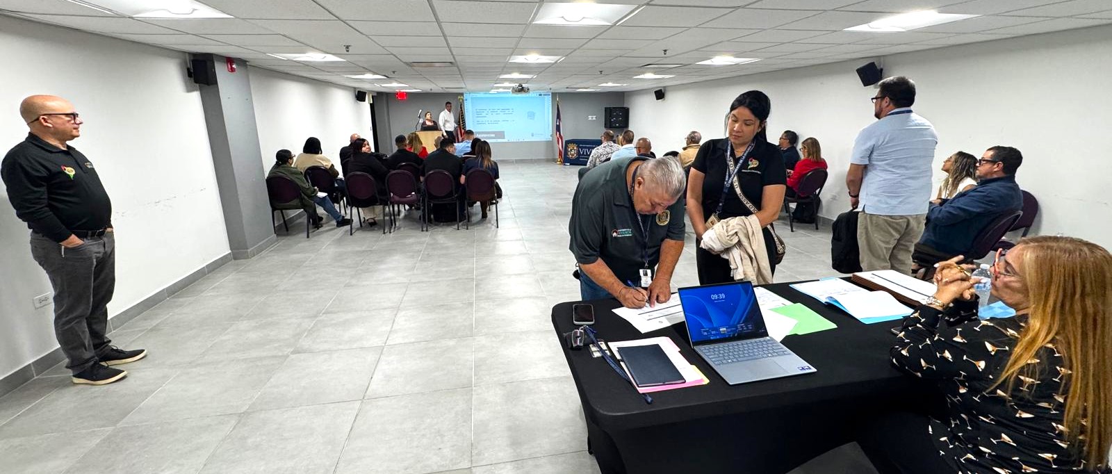 Componente de Manejo de Emergencia se Reúne con Nuevo Coordinador - Foto 6
