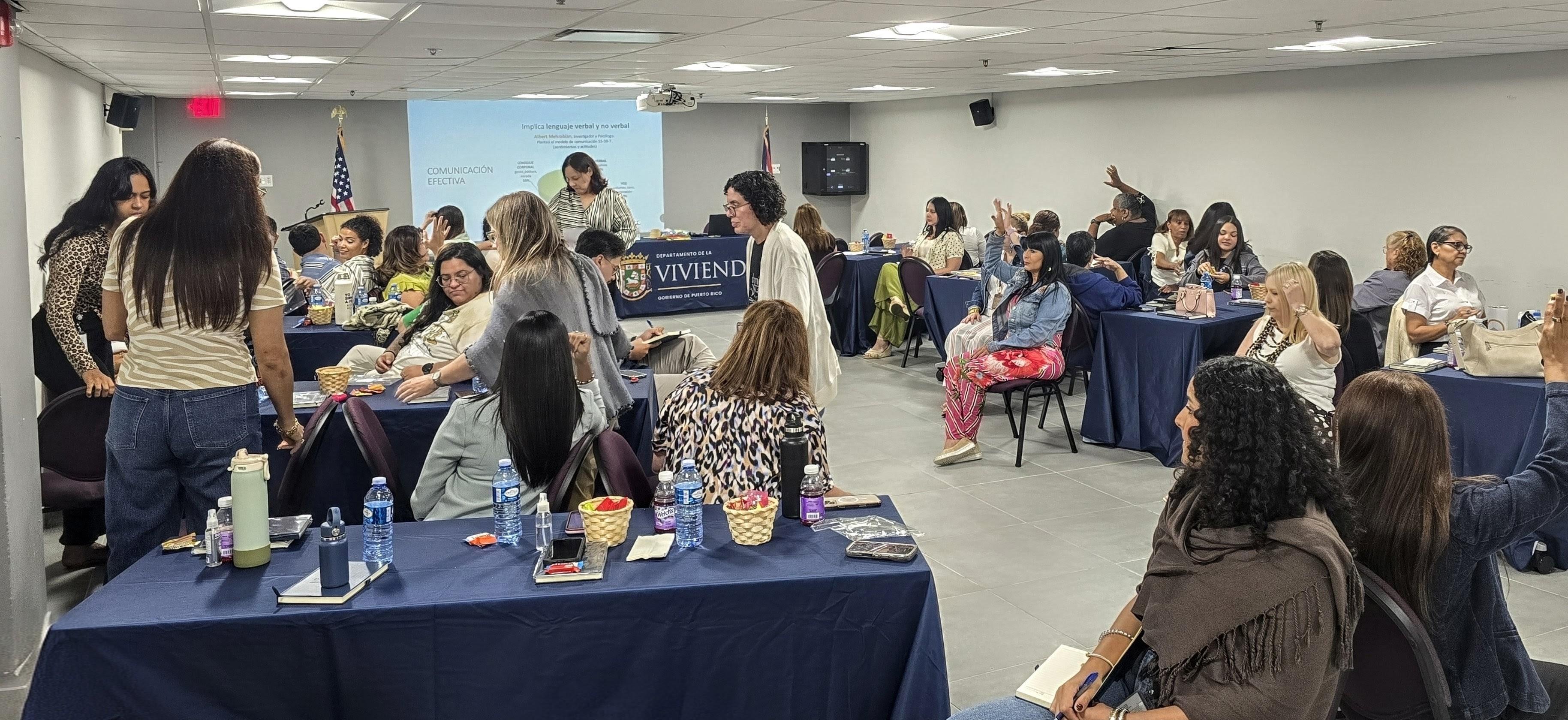 Personal de Recursos Humanos Son Adiestrados en su Semana - Foto 5