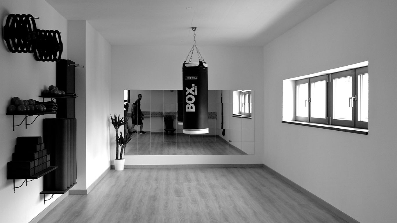 black and red hanging heavy bag