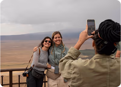 IMPACTO SOCIAL: Vive experiencias con la gente local de una manera genuina, proporcionando ingresos directos para tu propio beneficio.