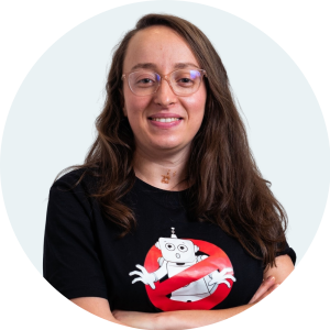 Rym Rabehi est l’ingénieure DevOps en chef chez DataDome. Elle gère notre environnement de production et se positionne comme une ressource qui aide les développeurs à devenir plus autonomes. Rym a rejoint DataDome en juin 2021. Elle a été rapidement promue au poste de responsable en raison de son travail acharné, de sa valeur concrète et des résultats qu’elle obtient.