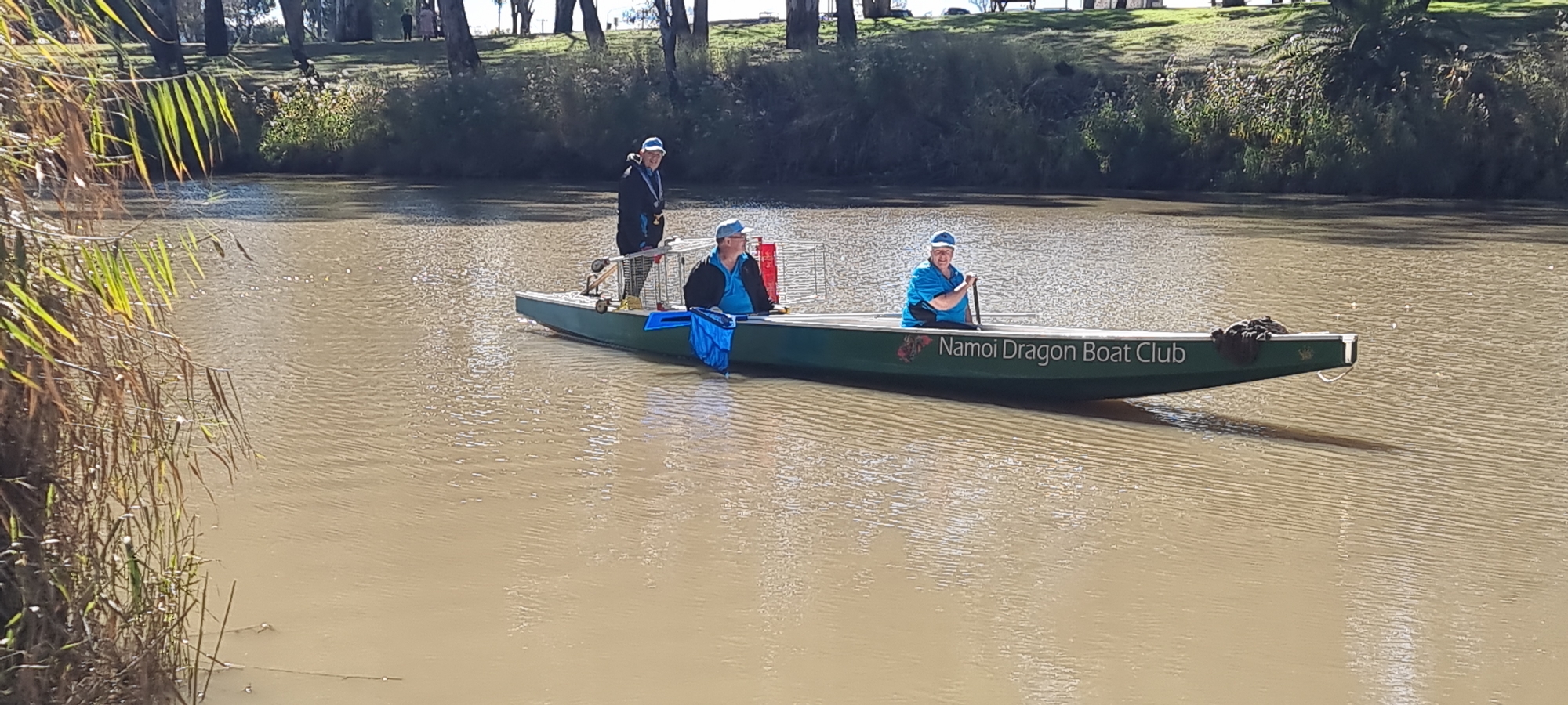Dragon boat in action