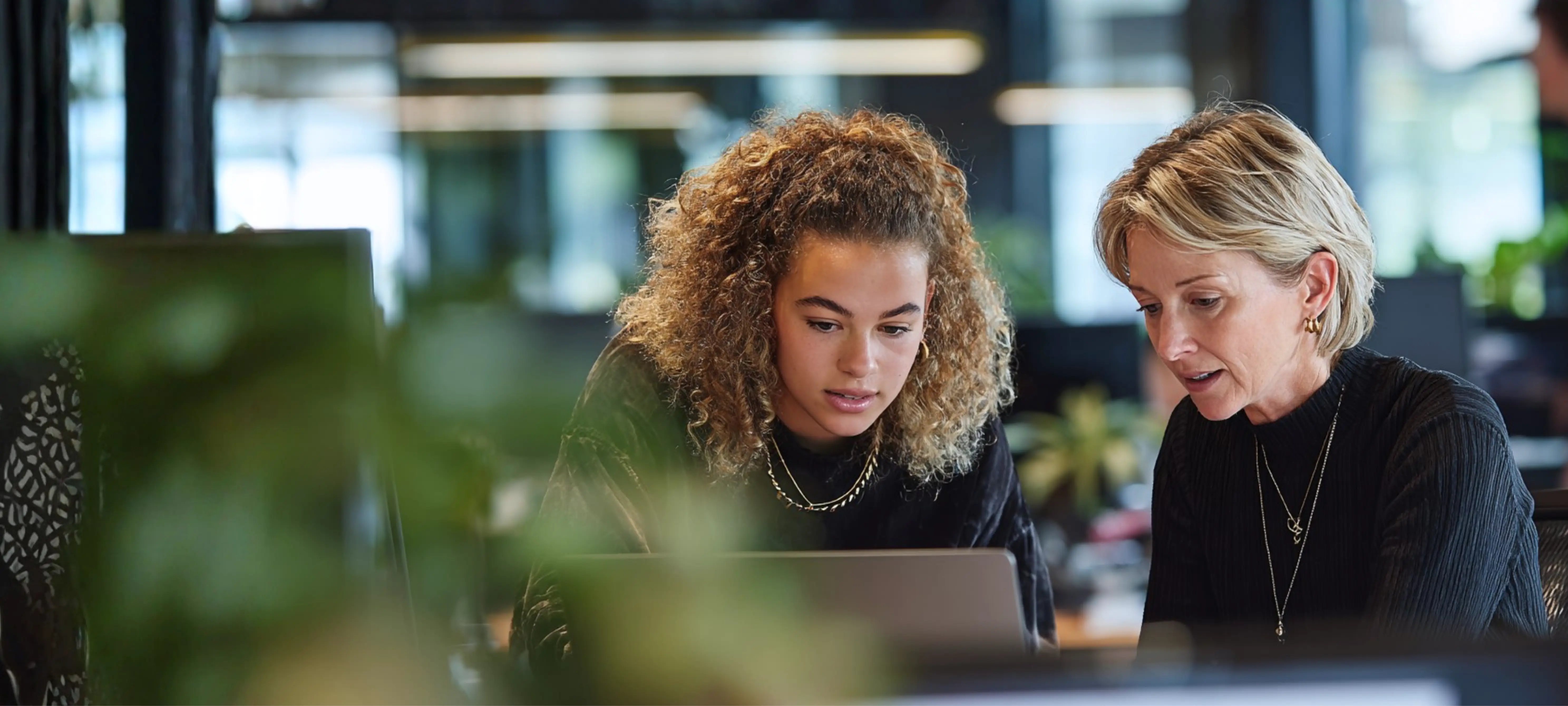 Unveiling the Power of Event-Driven Architecture: Real-Time Empowerment