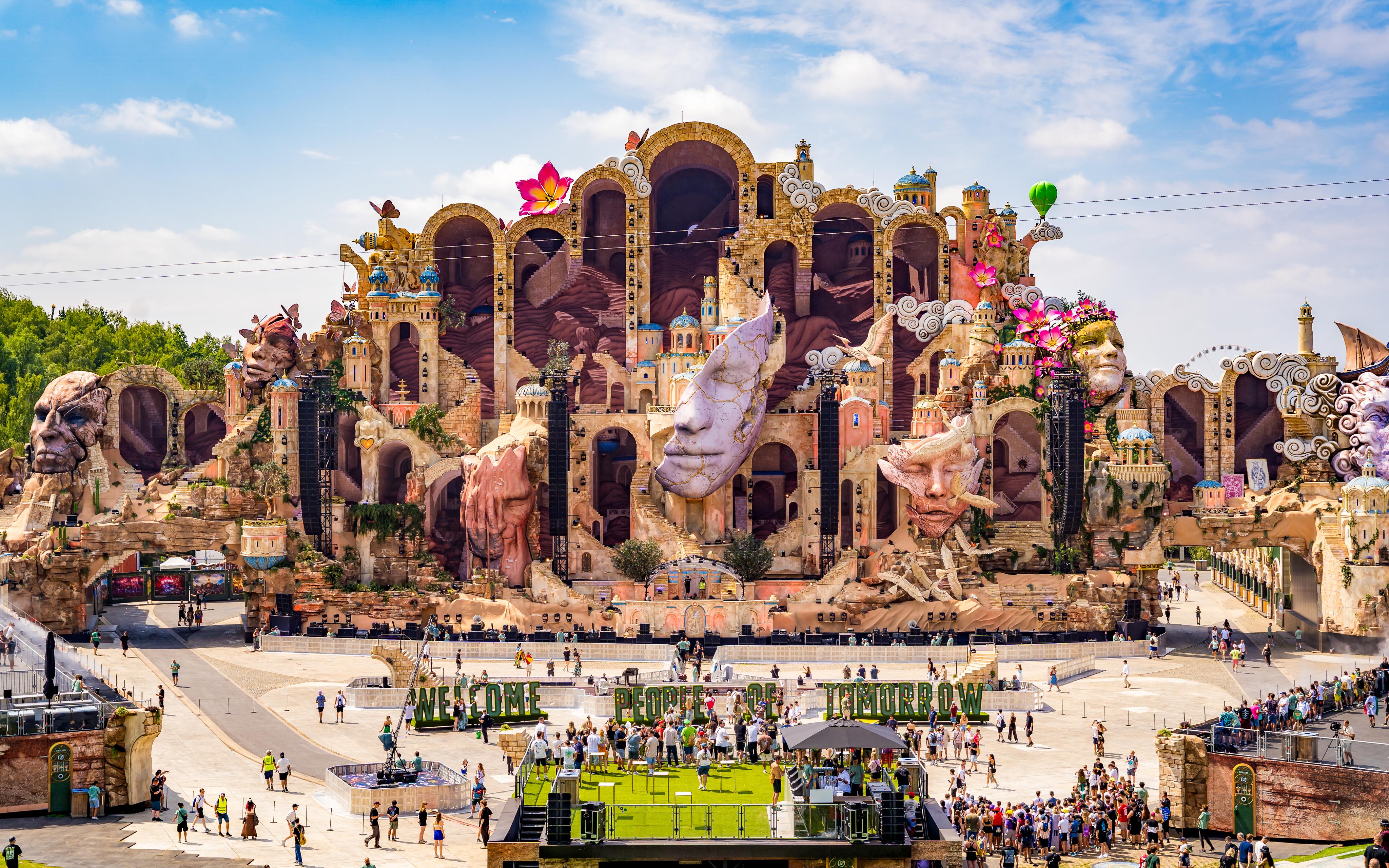 Tomorrowland Mainstage Design and Visual Identity