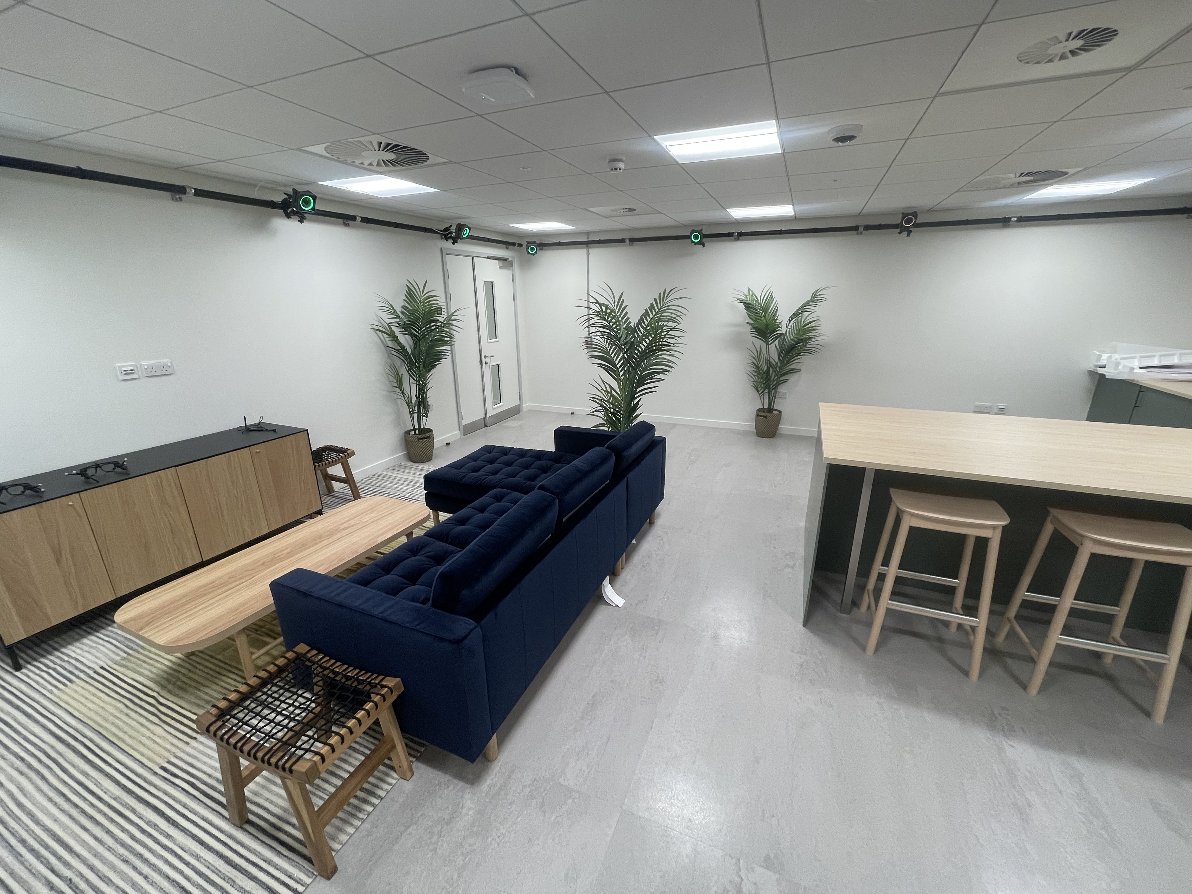 Office decoration on an occupied commercial floor, London