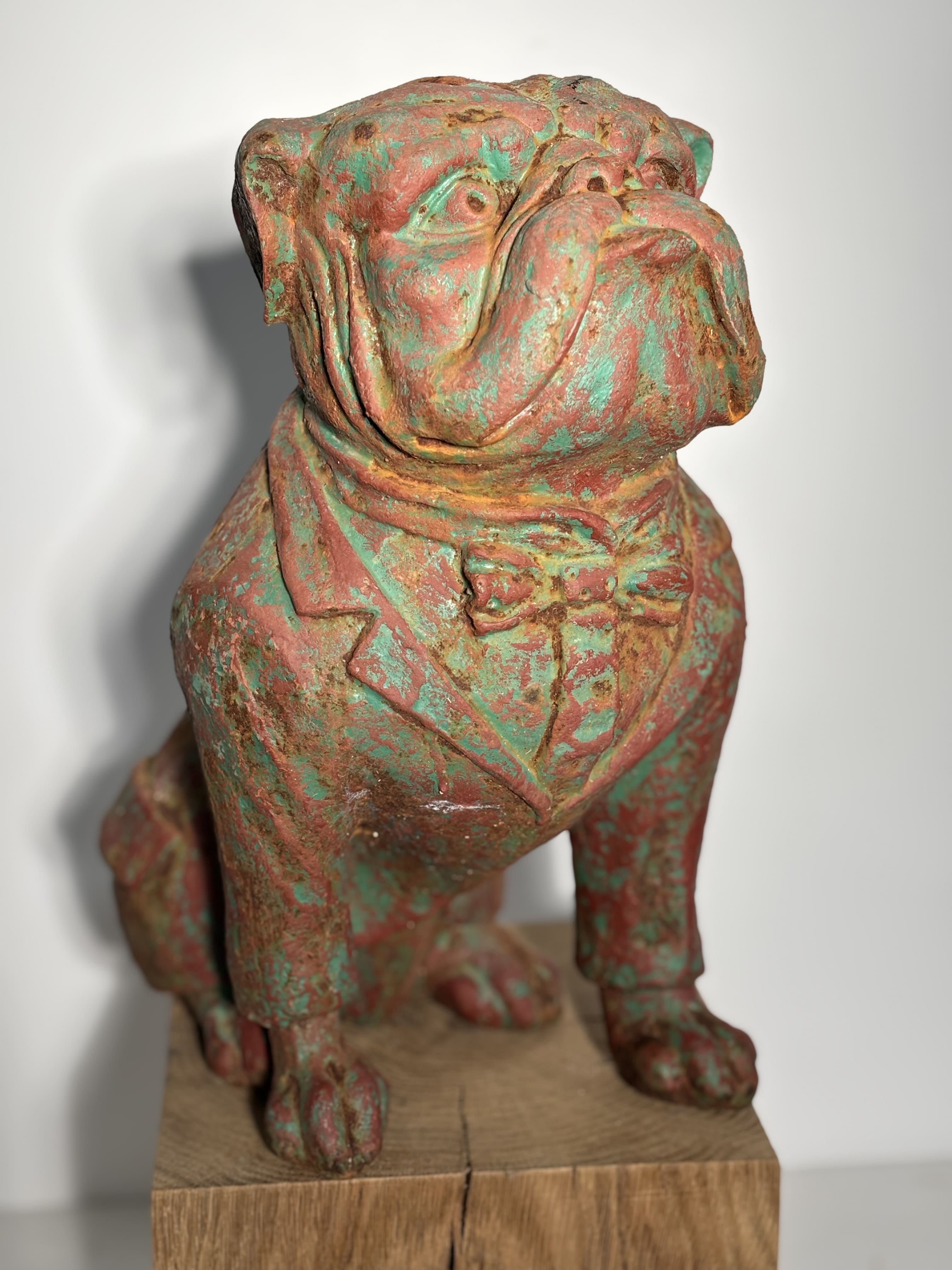 Bulldog en fonte patinée - Sculpture décorative début XXe siècle