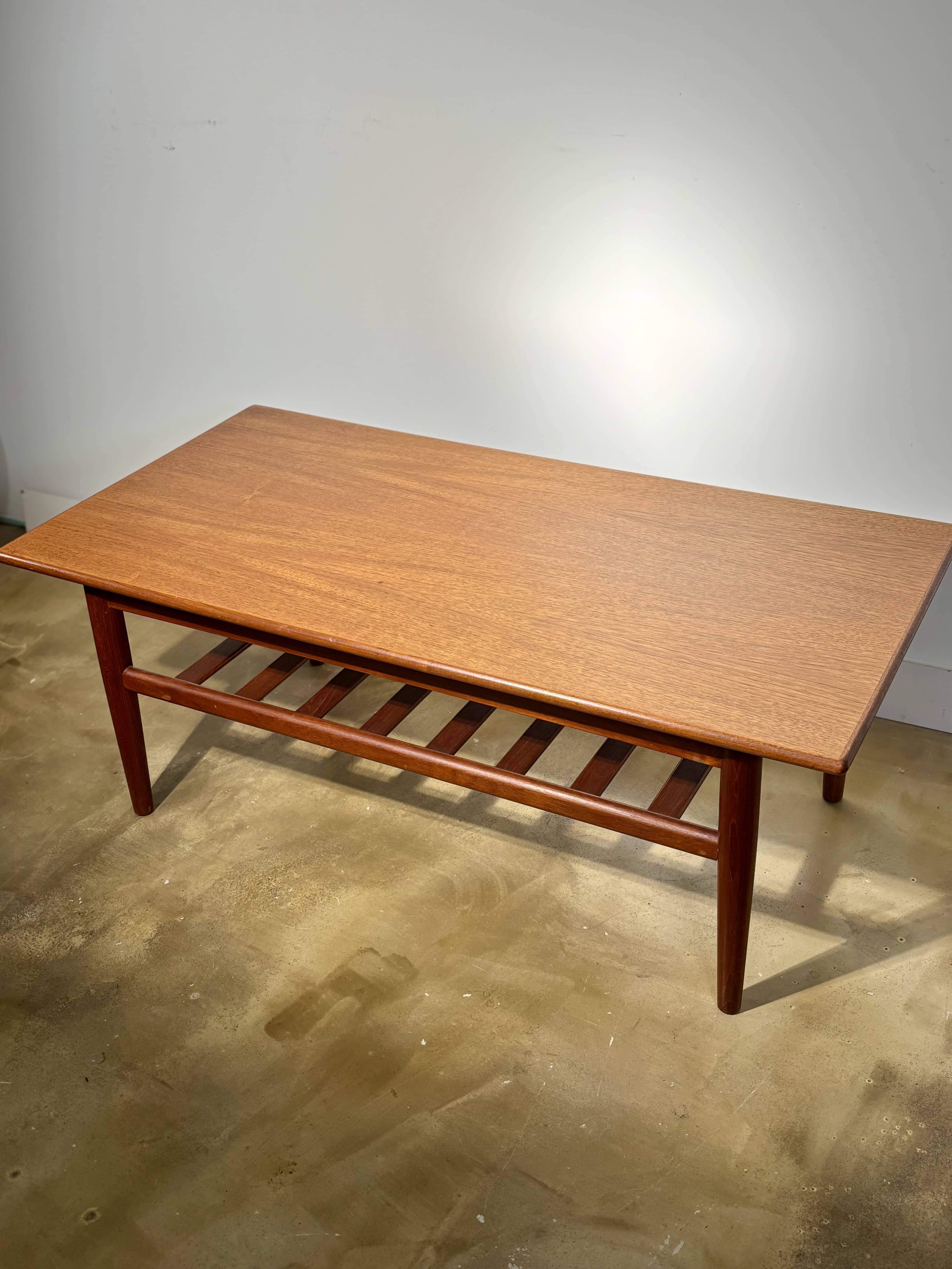 Table basse en teck de Trioh Mobler - Danemark, circa 1960