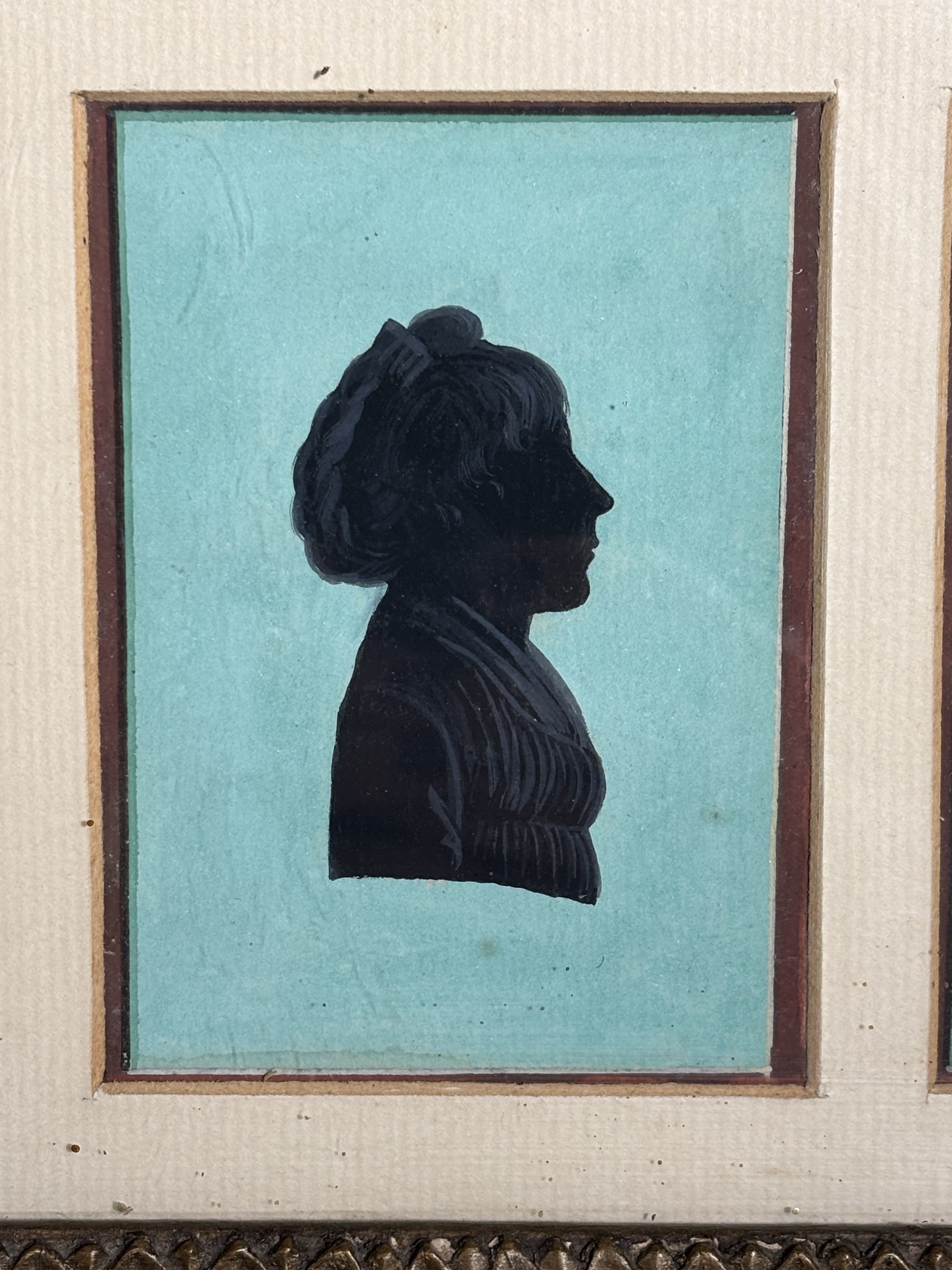 Suite de quatre portraits silhouettes peints, France, fin XVIII - début XIXe siècle