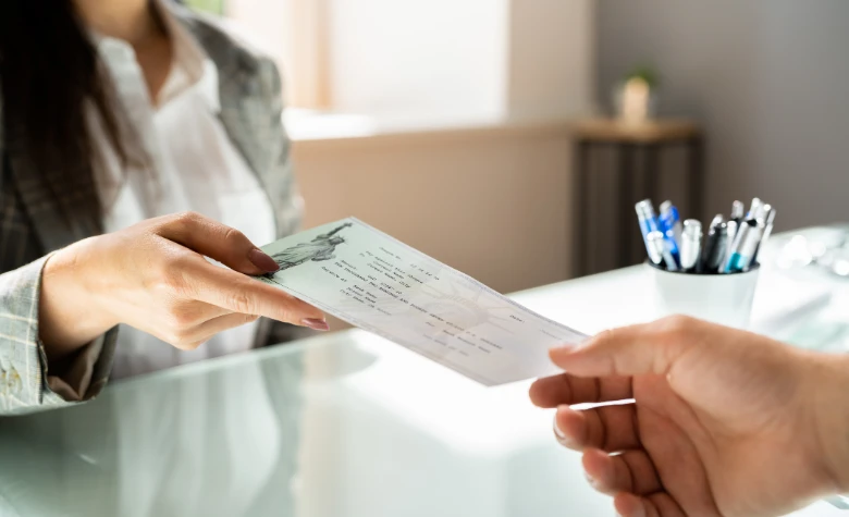 Employer offering a payroll advance