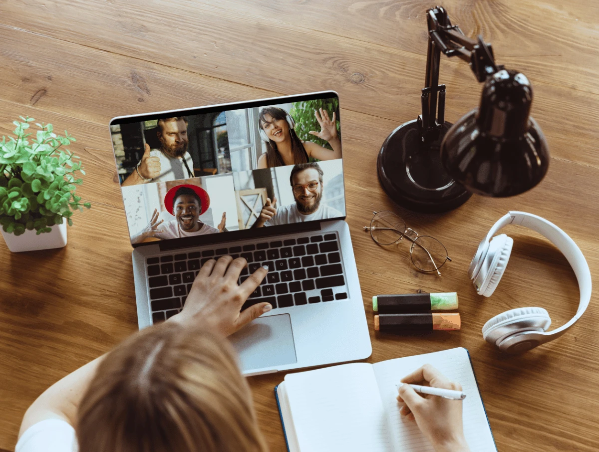 How to Hire International Employees: 4 Compliant Methods