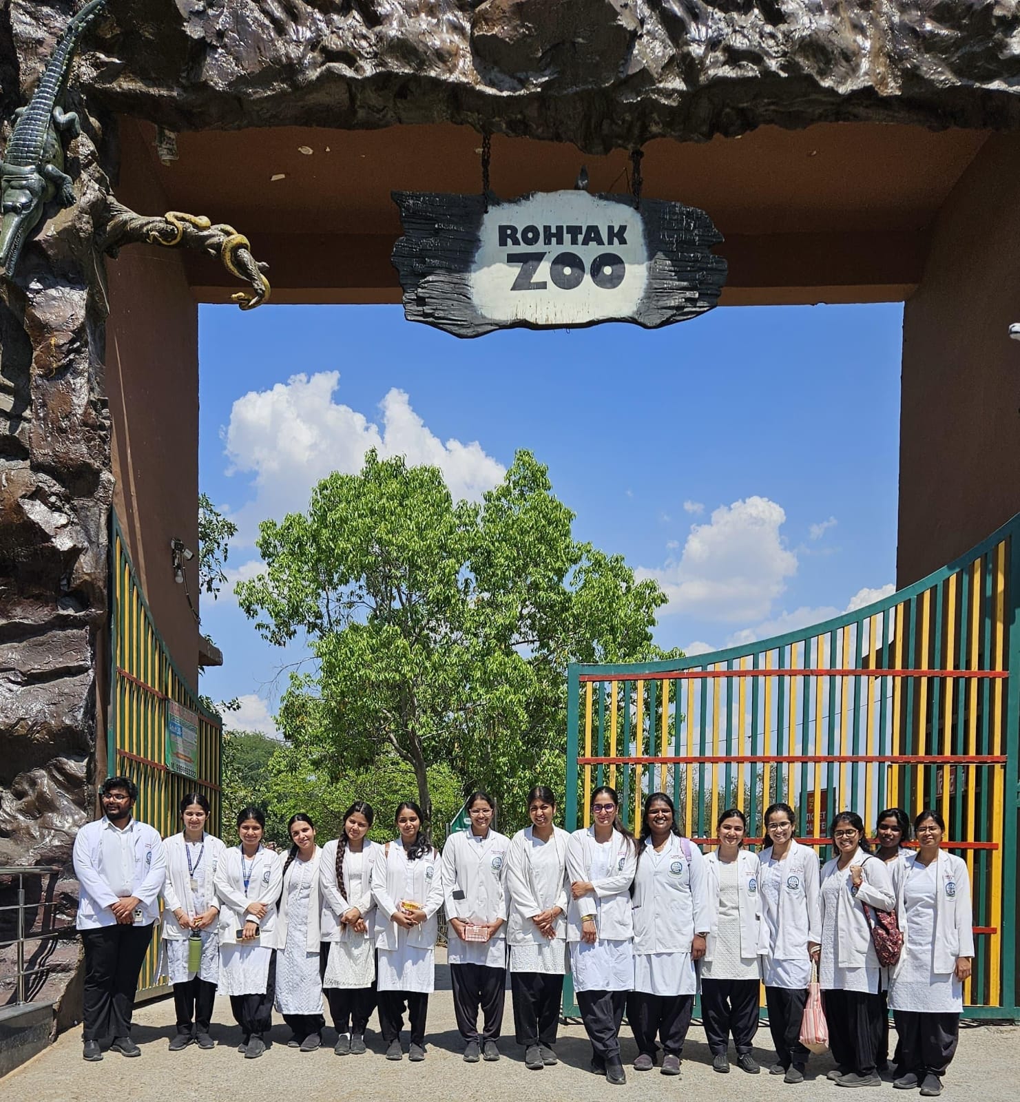 IIVER Students Zoo Image