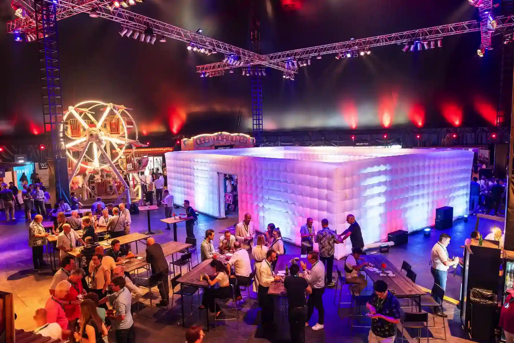 Inflatable Cube