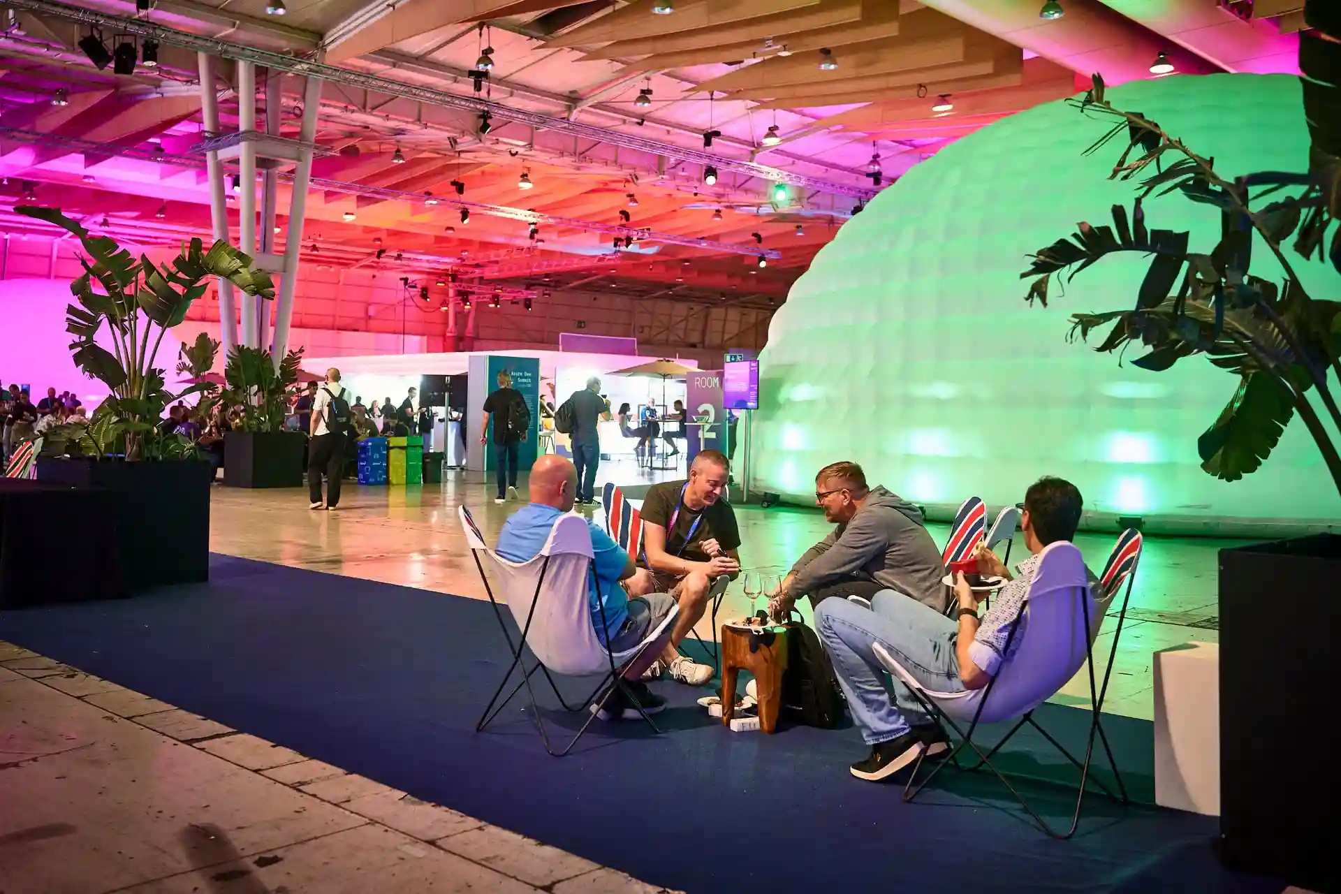 Le dôme comme salle de réunion au congrès