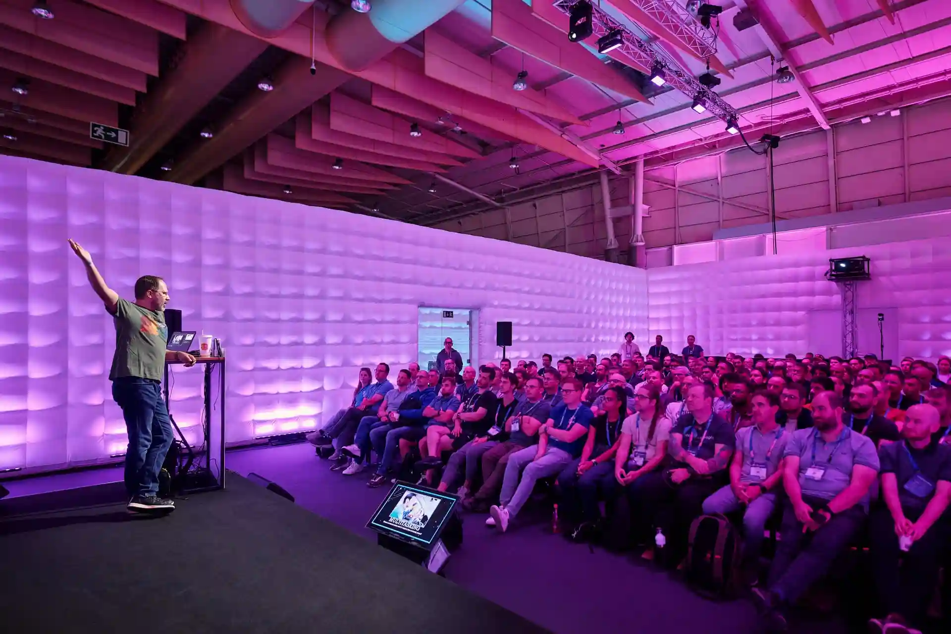 Opblaasbare cubes bij event