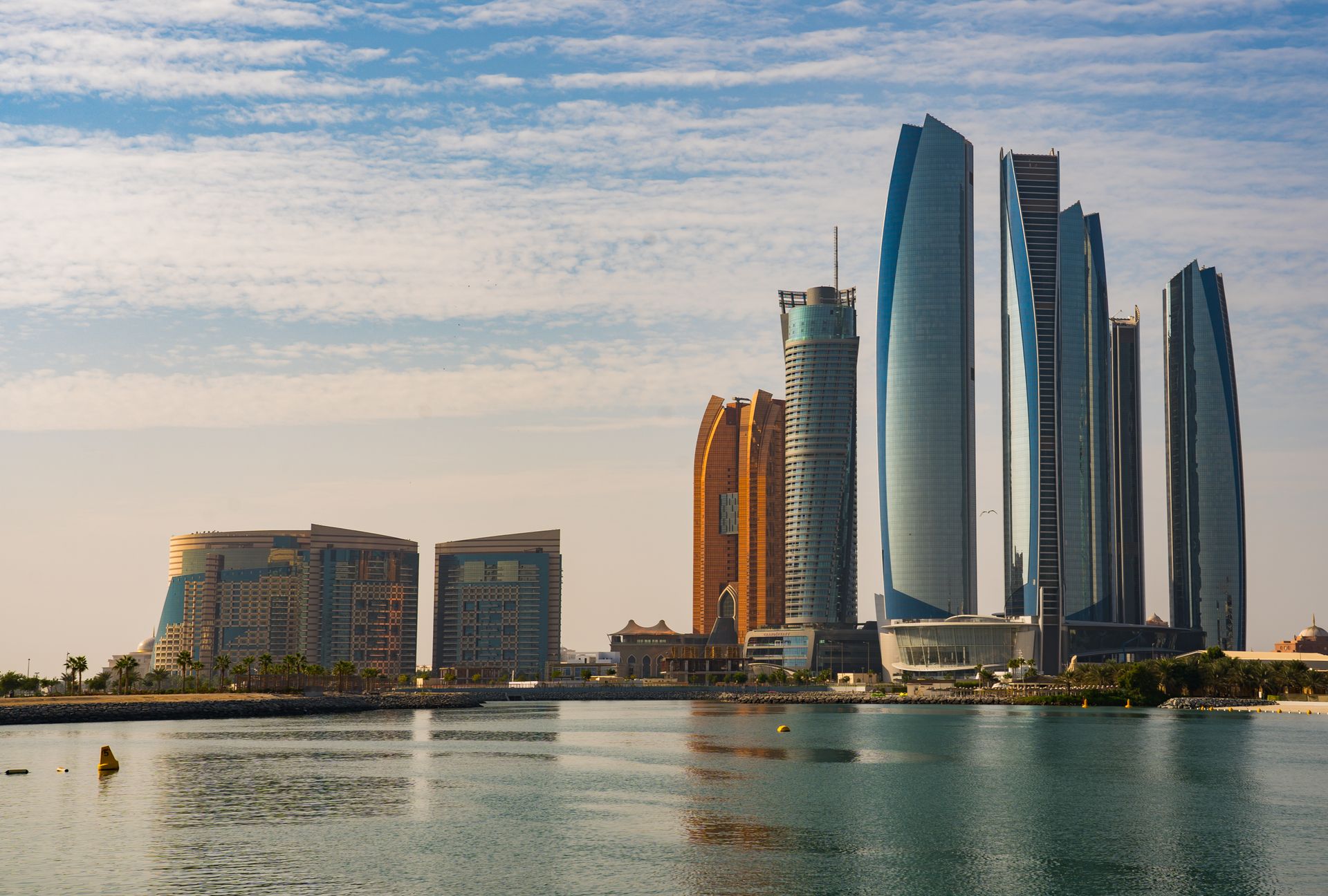 Repatriere decedați din Emiratele Arabe Unite — transport funerar internațional Kirilă Funerar