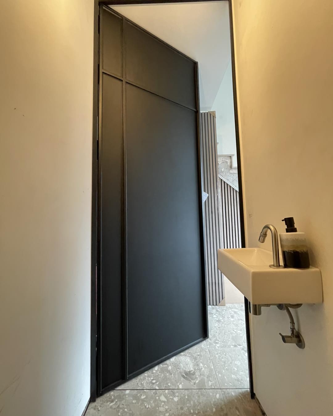 Blacked privacy toilet #100