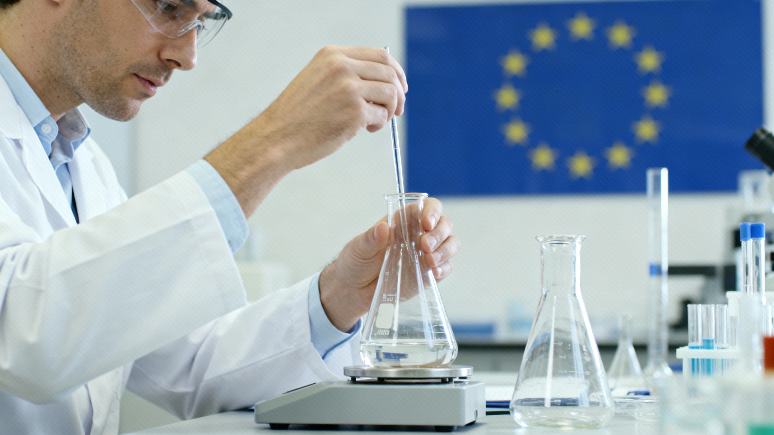 EFSA’s September 2025 CBD Safety Update: What It Signals for EU Novel Food Authorizations in 2026