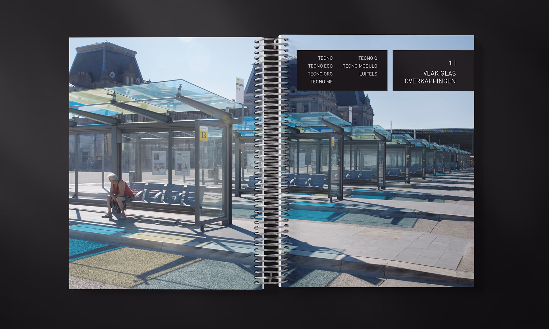 Tecno Art catalogus dubbele pagina fotografie design bushaltes Oostende - Branding by SIX agency