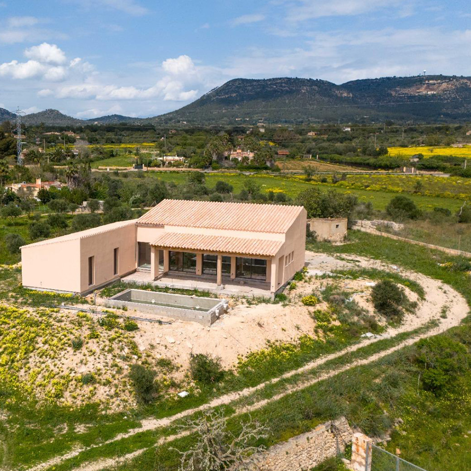 Finca im Neubau in Llucmajor