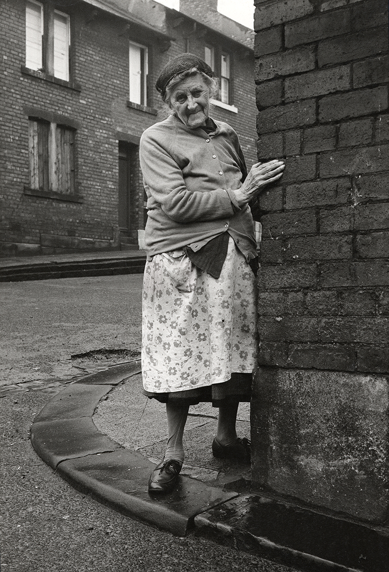 Mrs Potter in Mason Street, Byker, 1975 ©Sirkka-Liisa Konttinen (Courtesy of the AmberSide Trust)