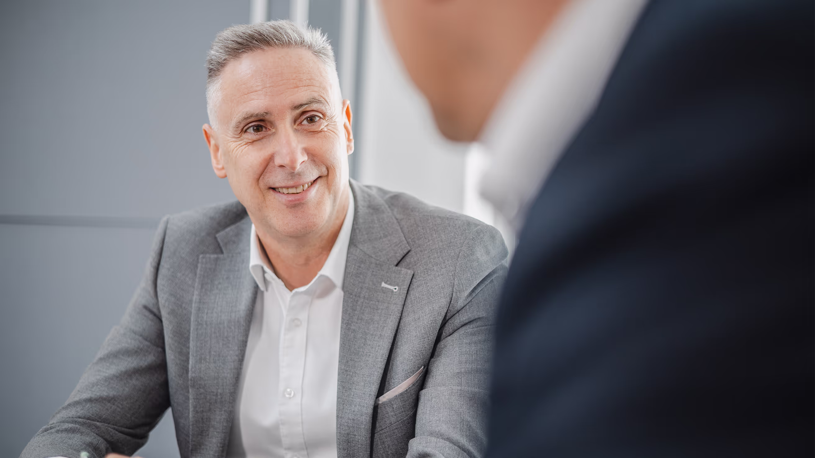 Unsere Partner bei einer Besprechung