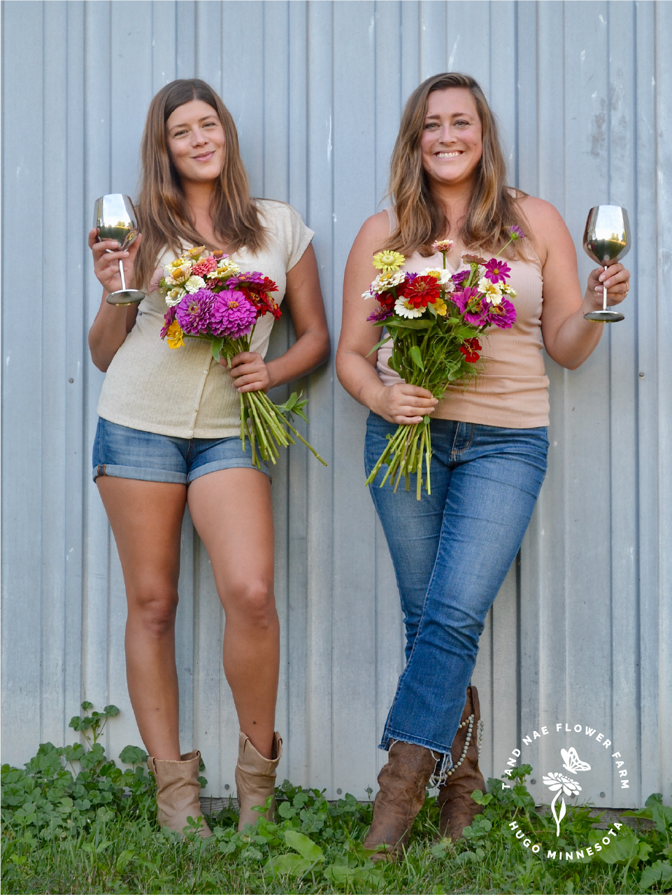 T and Nae Flower Farm logo design 