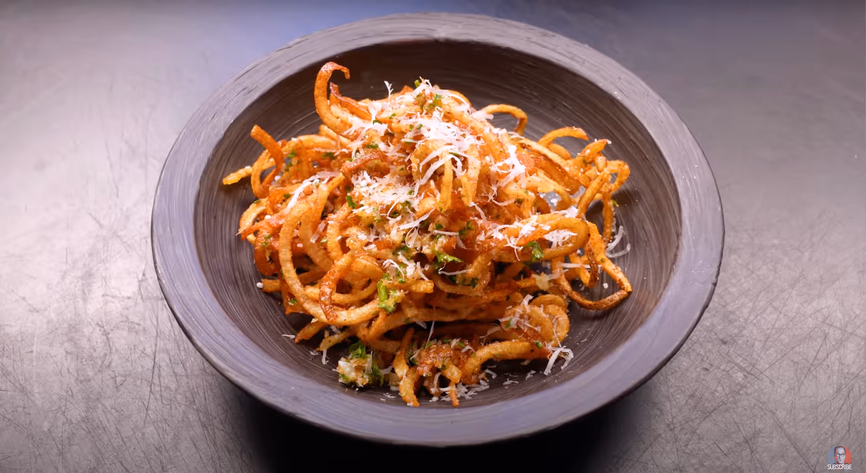 Curly Garlic Cheese Fries