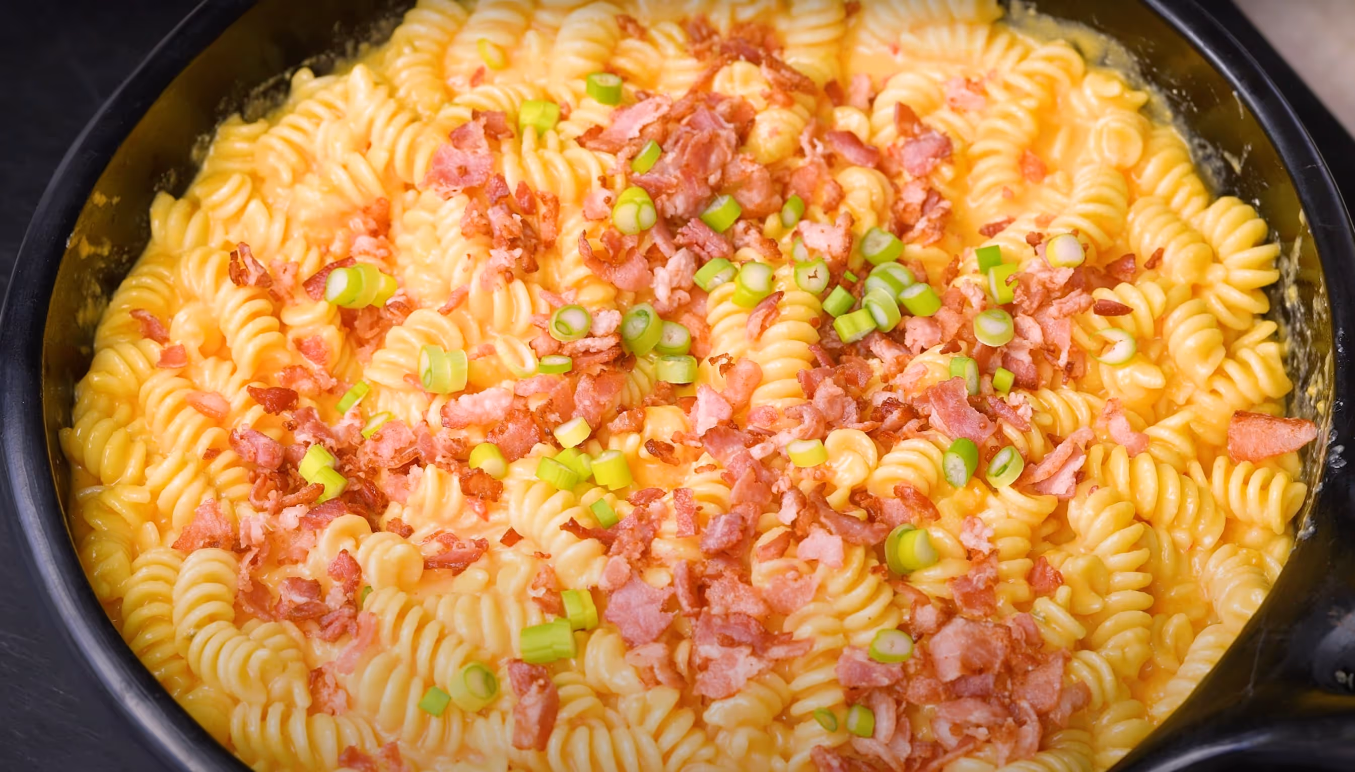 Cheeseball Mac